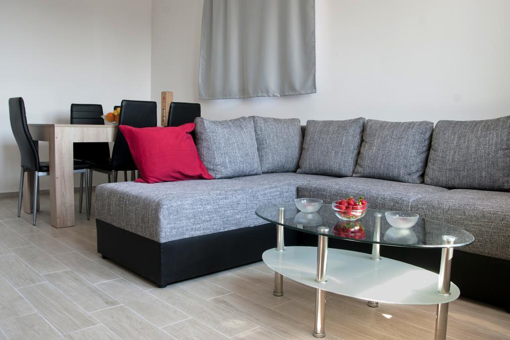 Apartment Perun Podstrana Exterior foto